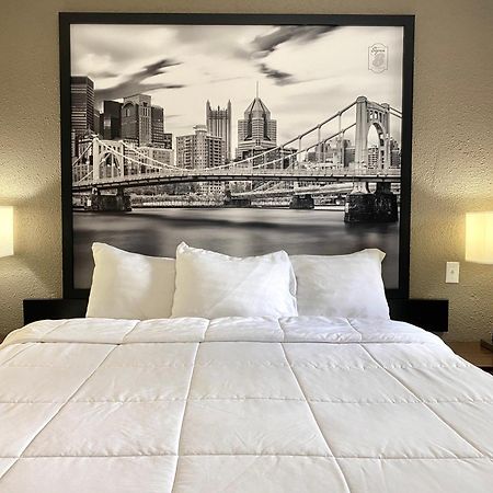 Super 8 By Wyndham Greensburg Ngoại thất bức ảnh