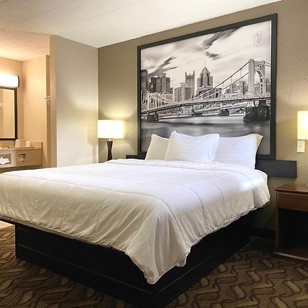 Super 8 By Wyndham Greensburg Ngoại thất bức ảnh